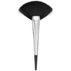 Sephora Collection Pro Visionary Highlighting Fan Brush #122