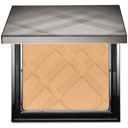 Burberry Fresh Glow Compact - Luminous Foundation Ochre Nude No. 12 0.28 Oz