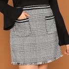 Shein Plus Striped Trim Plaid Skirt