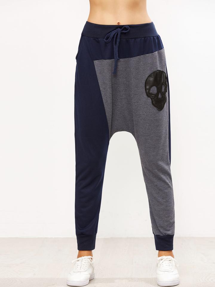 Shein Contrast Skull Patch Drawstring Waist Harem Pants