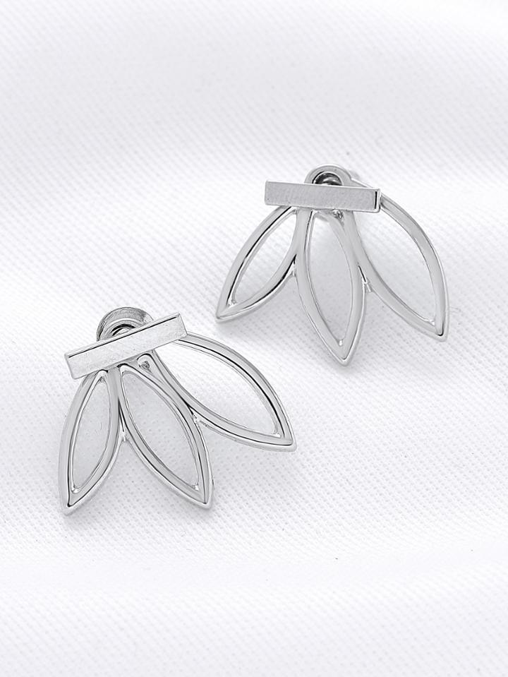 Shein Silver Hollow Out Flower Shape Ear Studs