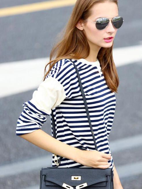 Shein Blue White Round Neck Striped Casual T-shirt
