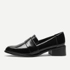 Shein Point Toe Solid Loafers