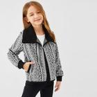Shein Girls Contrast Faux Fur Collar Geo Jacket