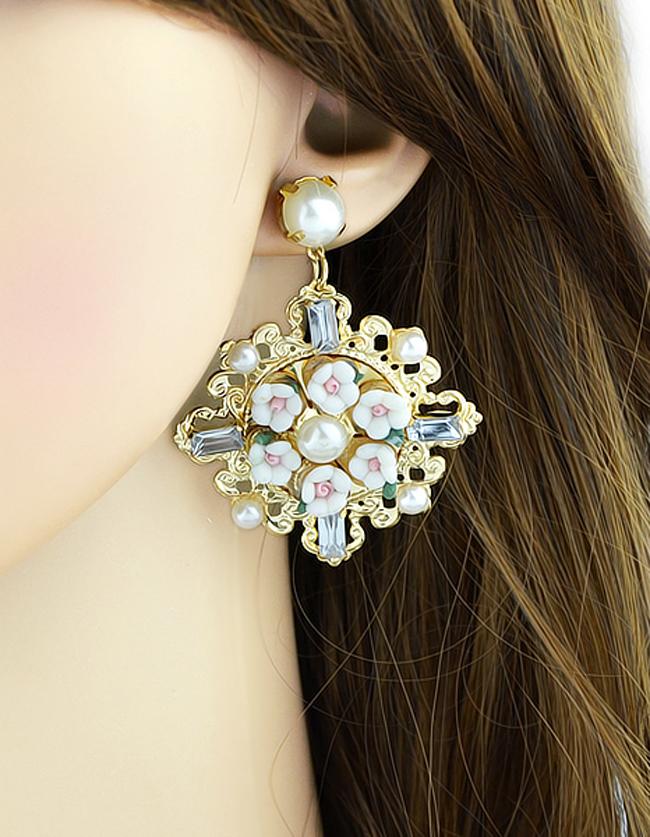 Shein Fashionable Alloy And Gemstone Flower Shaped Beautiful Women Drop Earrings