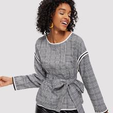 Shein Contrast Binding Plaid Top