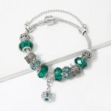 Shein Crown Charm Bracelet With Rhinestone