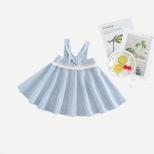 Shein Girls Striped Pleated Denim Dress