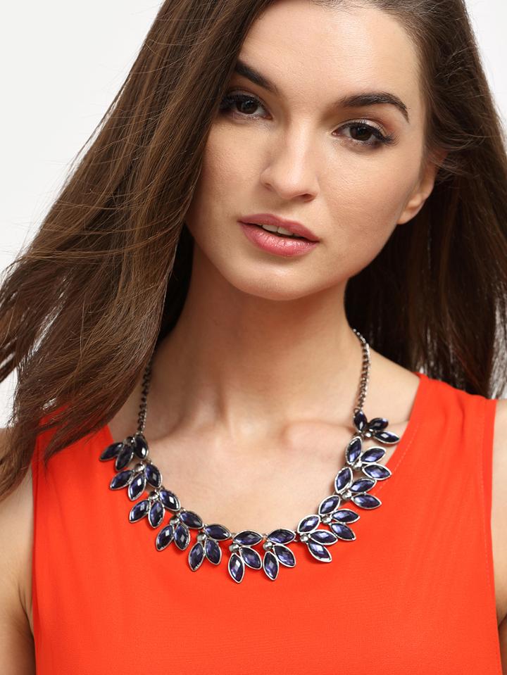 Shein Vintage Rhinestone Pendant Necklace