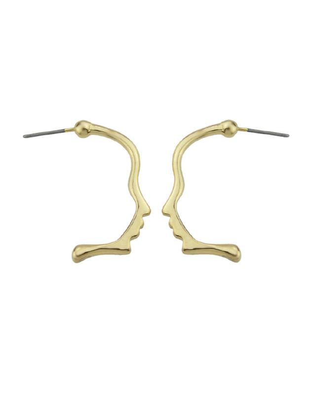 Shein Gold Face Shape Stud Earrings For Women