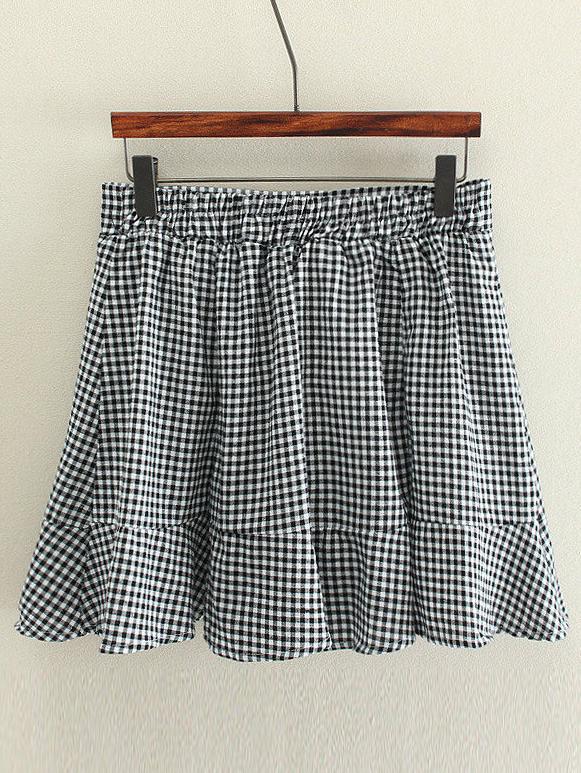 Shein Elastic Waist Gingham Ruffle Hem Skirt Shorts