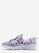 Shein White Lug Sole Seamed Flower Casual Sneakers