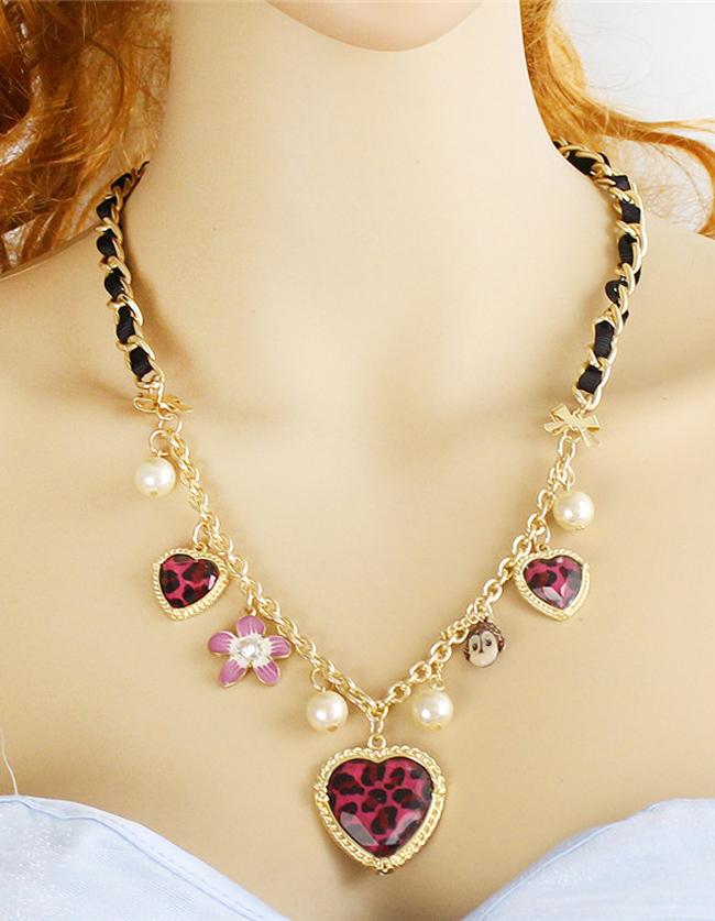 Shein Flower Heart Shape Charms Necklace