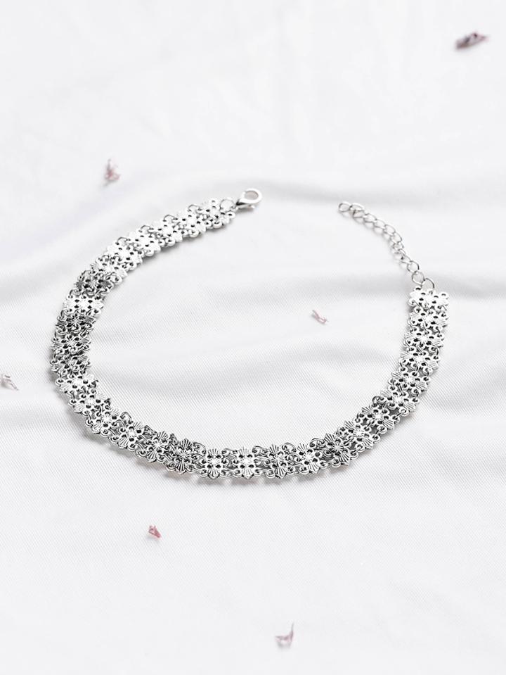 Shein Silver Hollow Out Vintage Statement Necklace