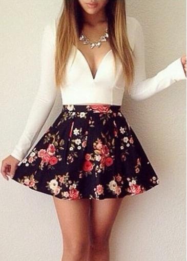 Rosewe Plunging Neckline Floral Printed Mini Dress