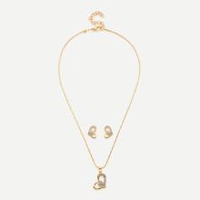 Shein Layered Heart Shaped Pendant Necklace With Stud Earring