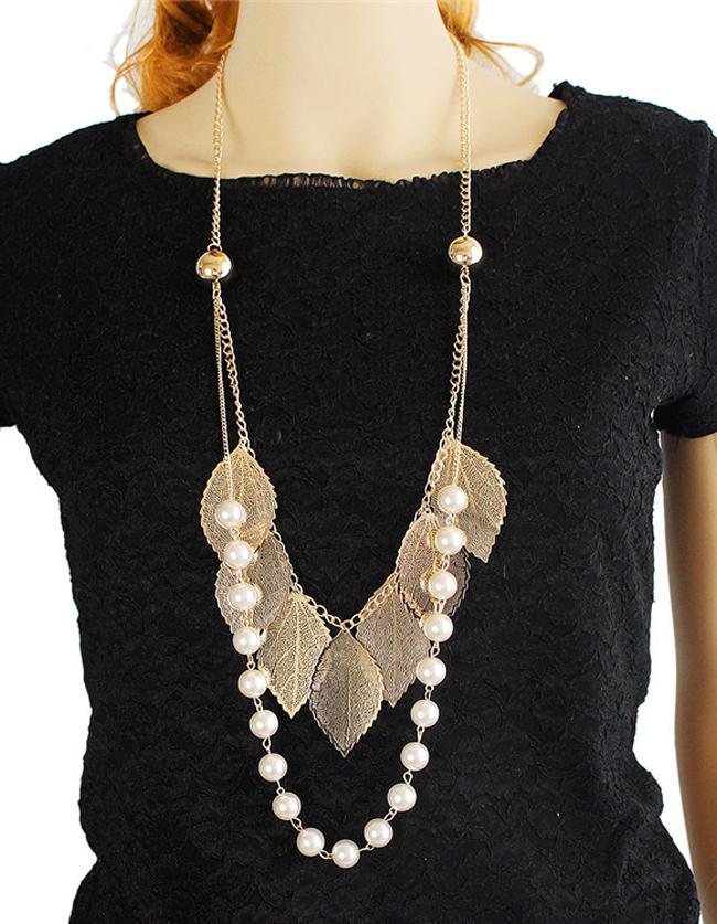 Shein Multilayers Leaf Shape Pearl Necklace