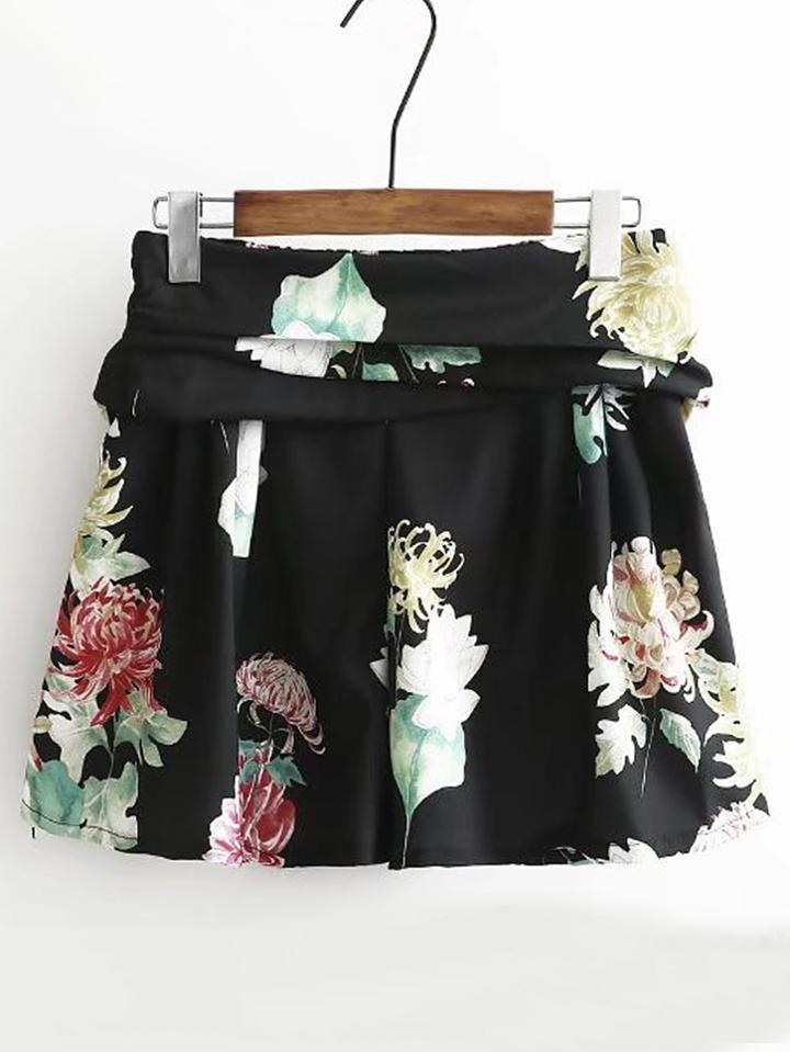 Shein Elastic Waist Ruched Detail Shorts
