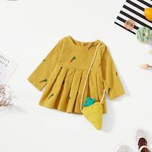 Shein Girls Carrot Print Pleated Dress With Carrot Bag