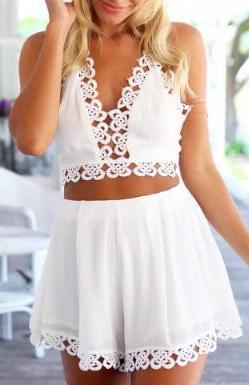 Shein White Halter V Neck Top With Floral Crochet Skirt