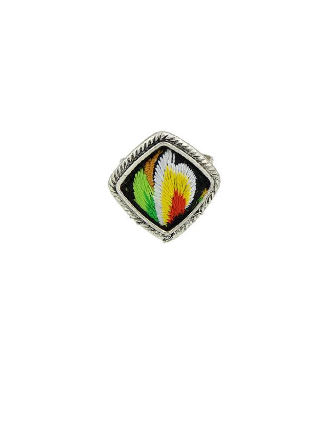 Shein Yellow Handmade Embroidery Flower Pattern Square Boho Rings