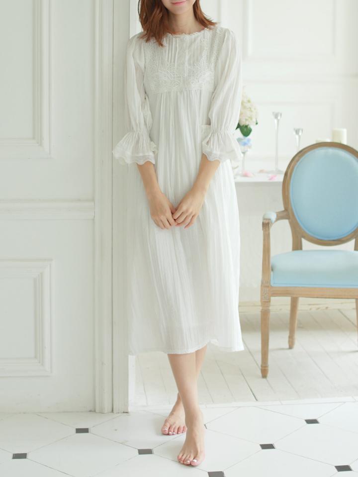 Shein Contrast Lace Flounce Sleeve Dress