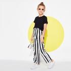 Shein Girls Solid Tee & Striped Pants Set
