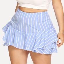 Shein Plus Tiered Striped Zip Up Back Shorts