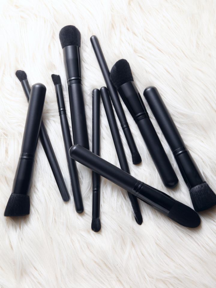 Shein 10pcs Black Metallic Makeup Brush Set
