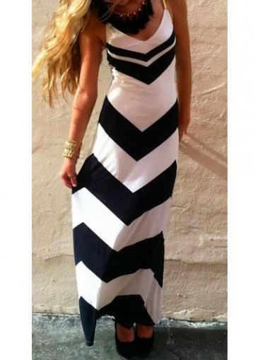 Rosewe Chevron Print White And Black Maxi Dress
