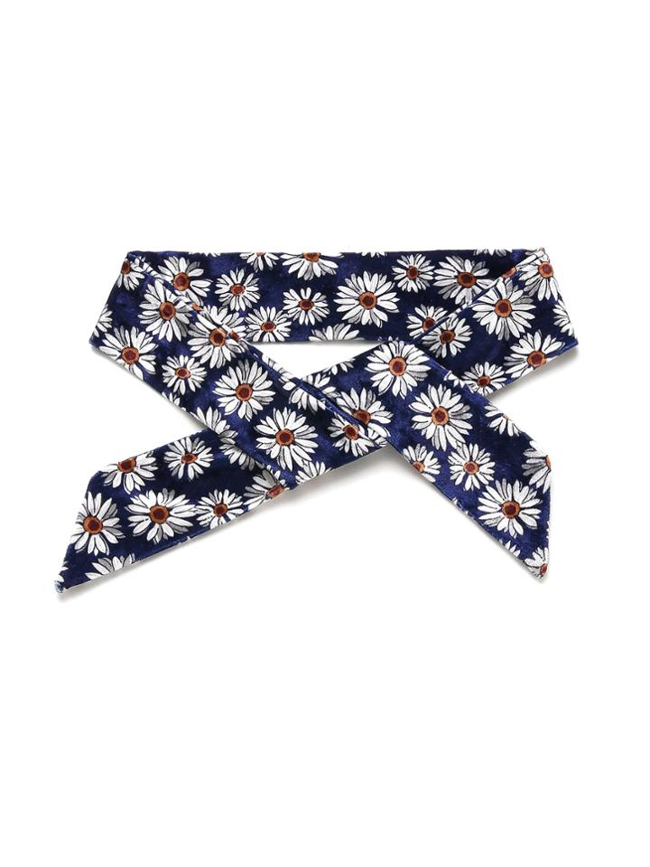 Shein Daisy Print Velvet Skinny Scarf