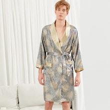 Shein Men Geo Print Satin Robe With Shorts