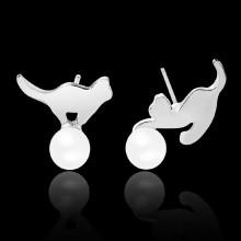 Shein Faux Pearl & Cat Detail Stud Earrings