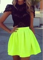 Rosewe Neon Green Zipper Closure Skater Skirt