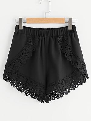 Shein Elastic Waist Floral Lace Trim Wrap Shorts