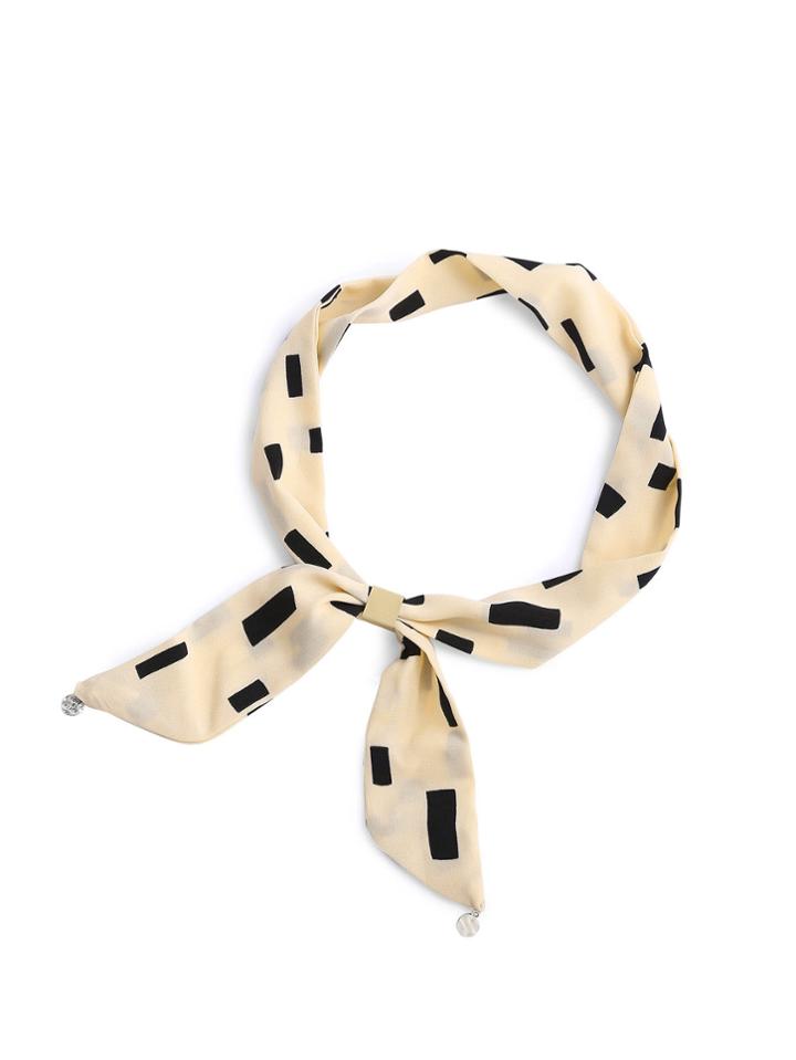 Shein Geometric Print Twilly Scarf With Round Pendant