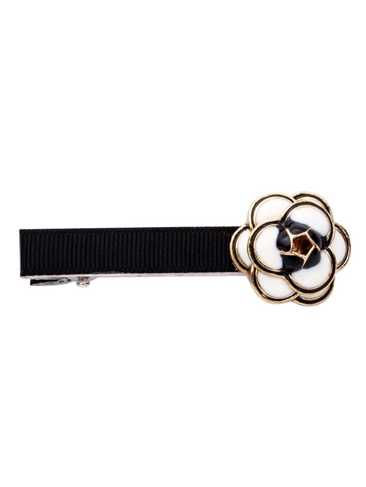 Shein Black And White Enamel Flower Hair Clip