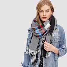 Shein Plaid Pattern Fringe Hem Scarf