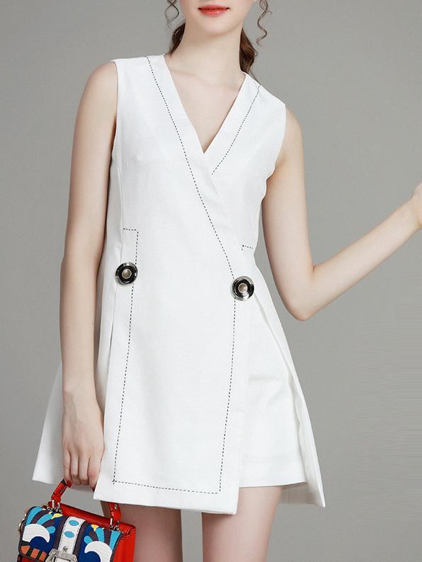 Shein White V Neck Simple Top With Shorts
