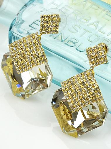 Shein White Gemstone Gold Diamond Earrings