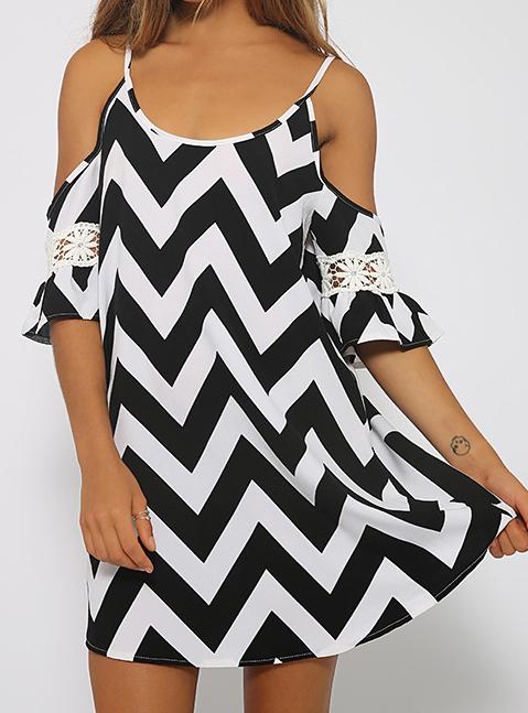 Shein Black White Spaghetti Strap Zigzag Chiffon Dress