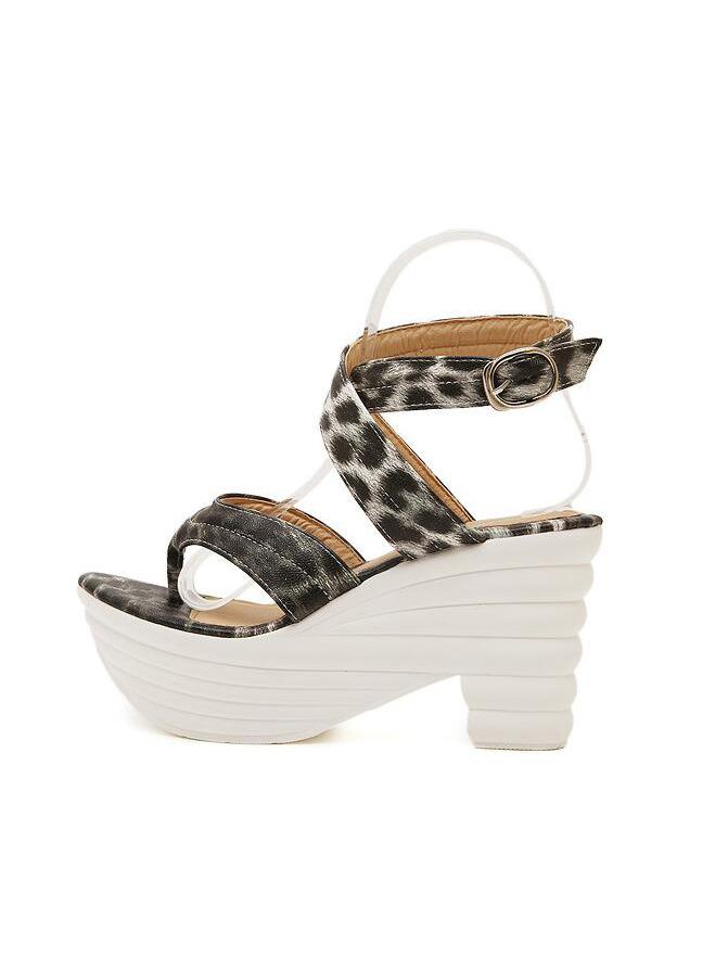 Shein T-strap Crisscross Buckled Leopard Chunky Sandals