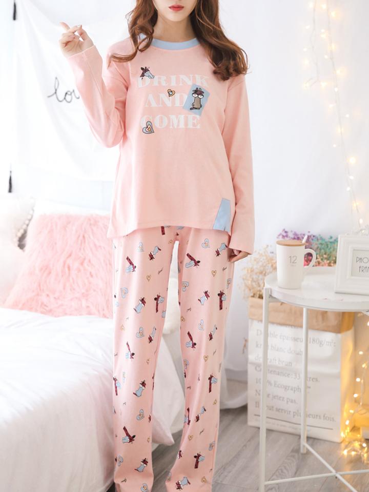 Shein Giraffe Print Tee & Pants Pj Set