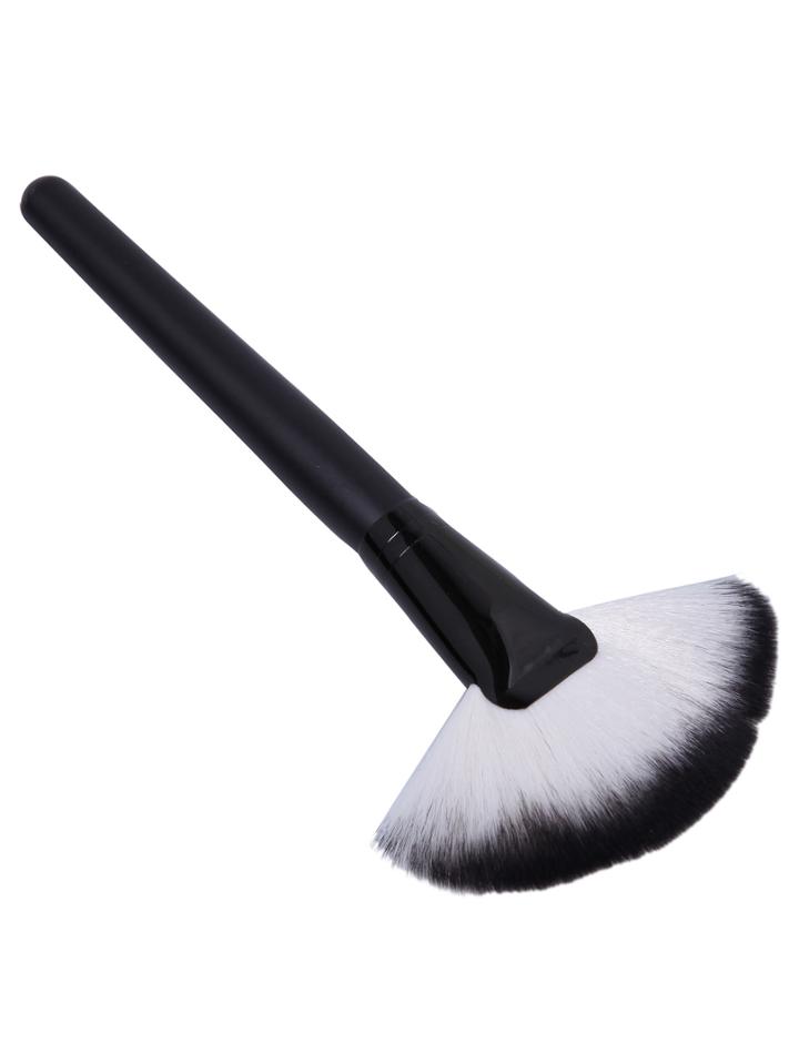 Shein Fan Shaped Makeup Brush