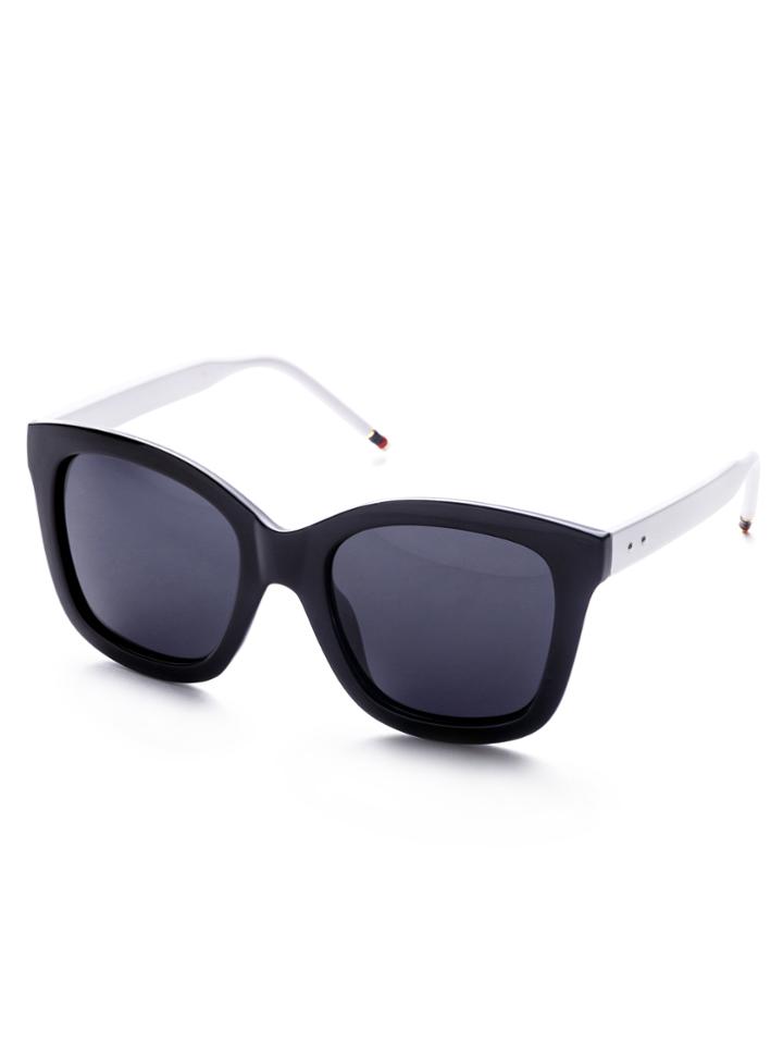 Shein Black And White Frame Classic Sunglasses