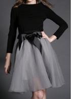 Rosewe Bowtie Decorated Color Block Two Piece Dresses