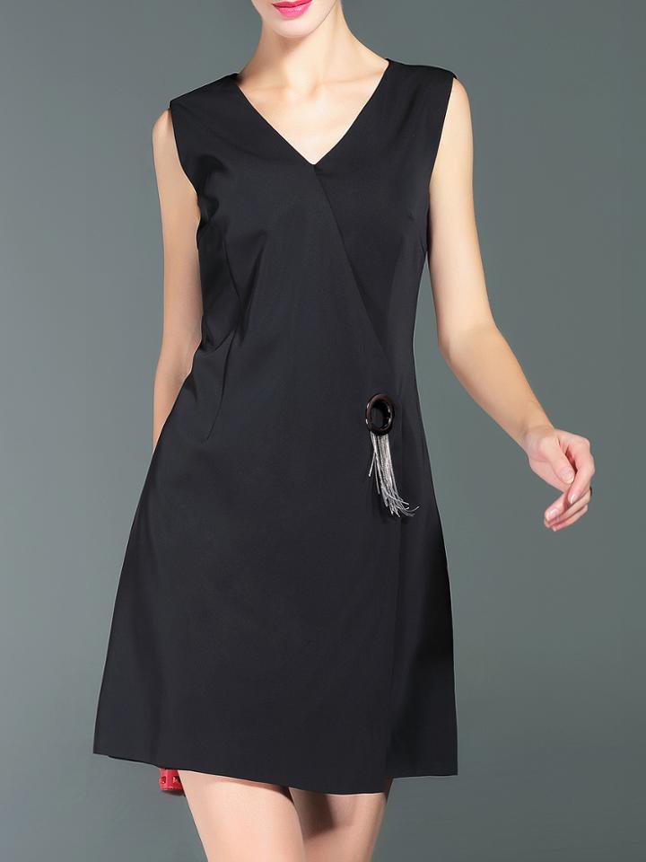 Shein Black V Neck Sleeveless Shift Dress