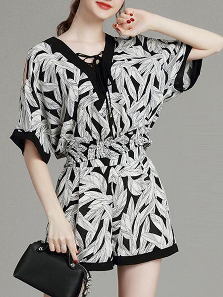 Shein Black Lace Up Batwing Sleeve Top With Print Shorts