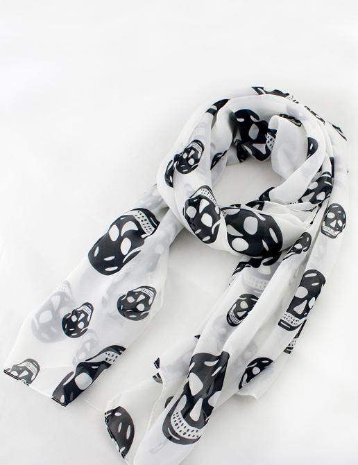 Shein White Fashion Black Skull Print Scarves