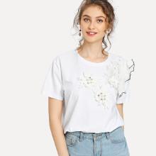 Shein Pearl Beaded Flower Applique Tee